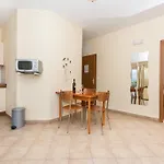 Apartment Dadic *